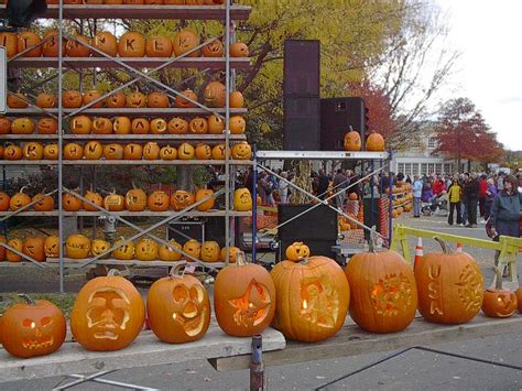 Photo-ops: Festivals - Pumpkin Festival - Keene, NH