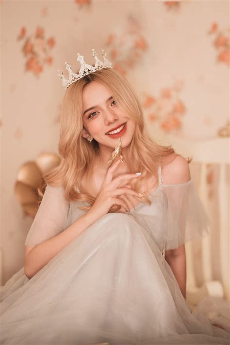 Hot girl ĐH FPT Xinh đẹp cá tính lại thêm trình tiếng Anh cực cháy
