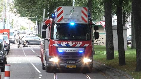 Massive Bullhorn Brandweer Met Spoed Naar Verschillende Incidenten