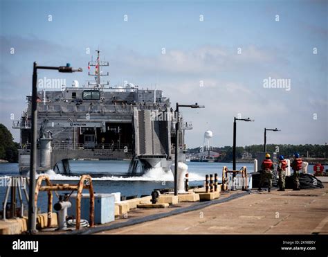 Virginia Beach, Va. (October 26, 2022) - USNS Burlington (T-EPF 10 ...