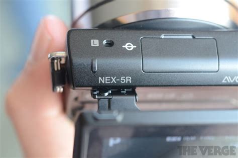 Sony Announces Nex R Mirrorless Camera With Wi Fi Better Focus And