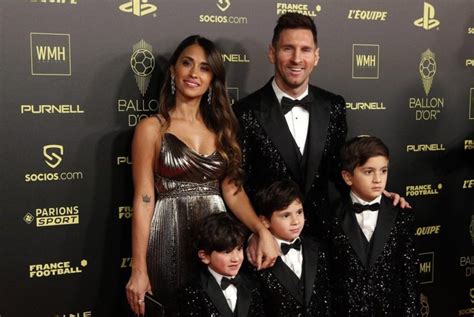 Lionel Messi conquista a Bola de Ouro pela sétima vez