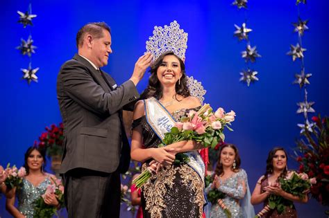 Es Regina I Reina De Las Fiestas Patrias Y Patronales De San Miguel