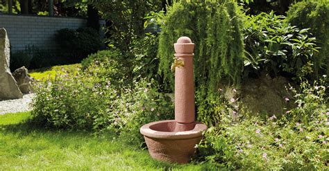 Как оформить водяную колонку на даче (50 фото) - фото - картинки и ...