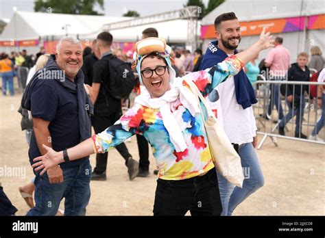 Spectators Arrive Ahead Of The Opening Ceremony Of The Birmingham 2022