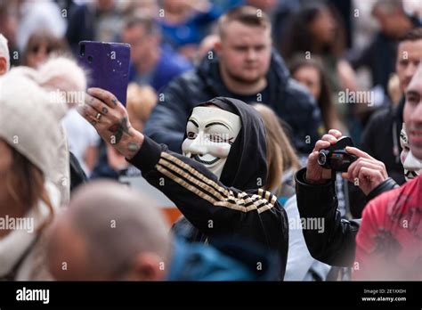 Guido Masks Hi Res Stock Photography And Images Alamy