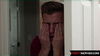 Lucky Guy Viendo A Su Madrastra PAWG XVIDEOS