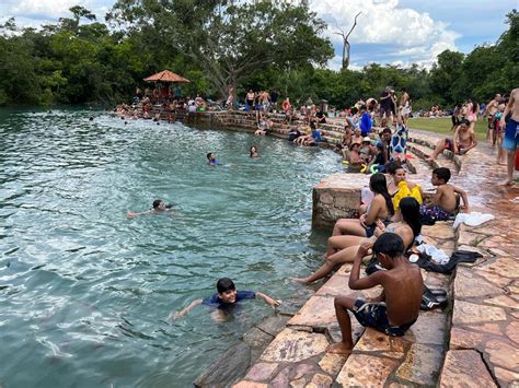 Bonito Recebe Mais De Mil Visitantes Em E Segue Batendo