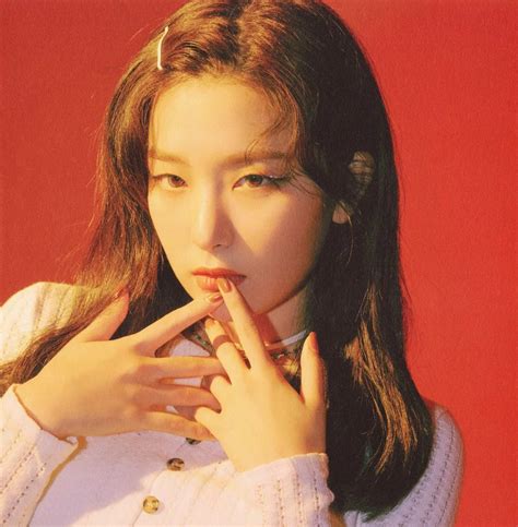 Click For Full Resolution Red Velvet The Reve Festival Finale Scrapbook Ver Scans Kpop