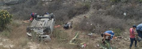 Vuelca familia en carretera Tula Victoria Sentido Común