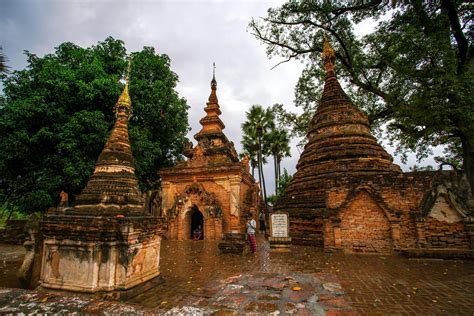 Inwa Mandalay Region Myanmar January Rainy Day Of Yadana