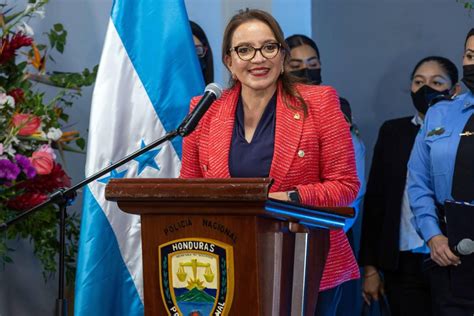 Xiomara Asume Presidencia De Una Coalición Y Accede A 250 Millones