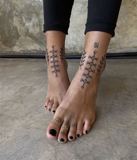 Pin By Noah Nidam On Tattoos Celtic Tattoo For Women Foot Tattoos