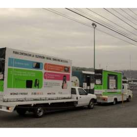 Fotos de Vallas moviles publicitarias en Querétaro Mexico