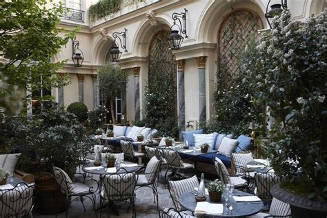 Terraces Rooftops And Gardens The Best Places To Eat Outside In Paris