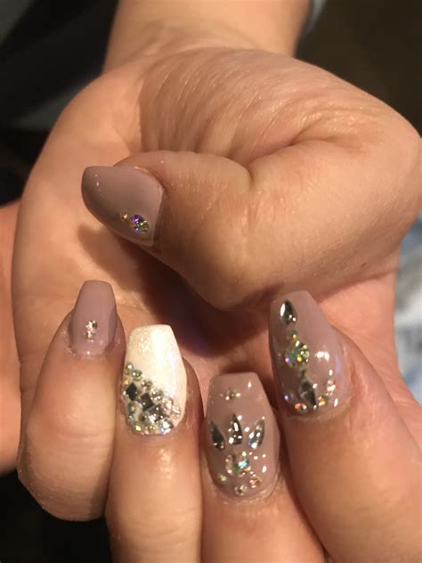Nude Gem Nails Gem Nails Nails Gems