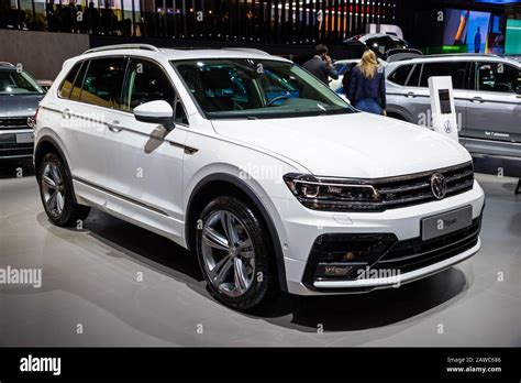 Volkswagen Tiguan Fotos Und Bildmaterial In Hoher Aufl Sung Alamy