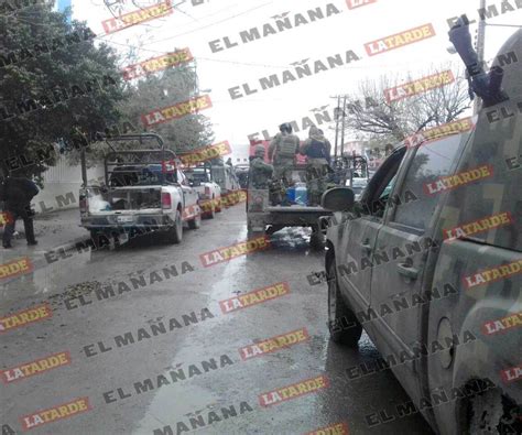 Militares Realizan Revisión De Armas A Policías Estatales La Tarde