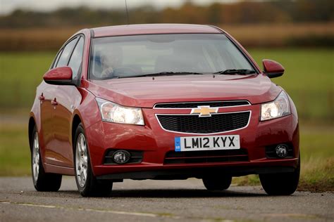 chevrolet cruze auto express