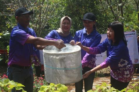 Pertamina Patra Niaga Kolaborasi Jalankan Program Greenpartner Di Sumedang