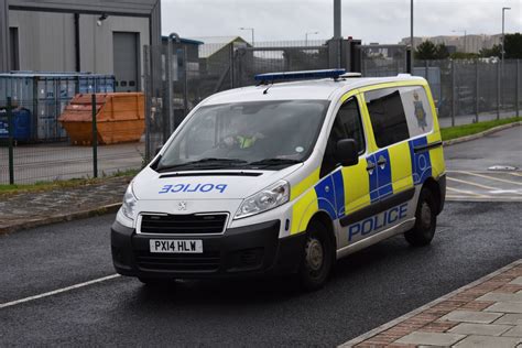 Cumbria Police Peugeot Expert Cell Van Px Hlw Flickr