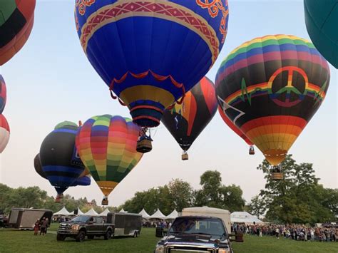 4 Hot Sexy Ann Morrison Bikini Pics