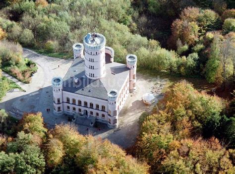 Granitz Auf R Gen Mv Von Oben Fertig Rekonstruiertes Jagdschlo