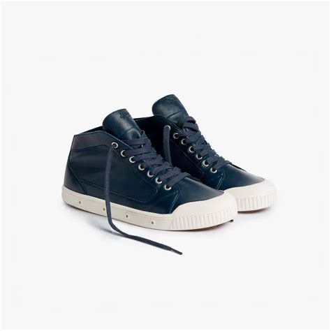 Basket Montante En Cuir Bleu Marine M Lambskin Spring Court