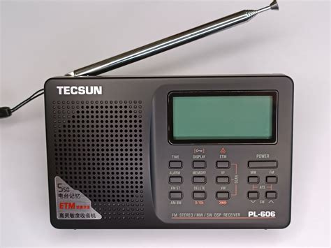 Портативный всеволновый цифровой радиоприемник Tecsun PL-606 black ...