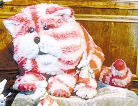 The (male and female) children's TV characters of Carolyn's childhood