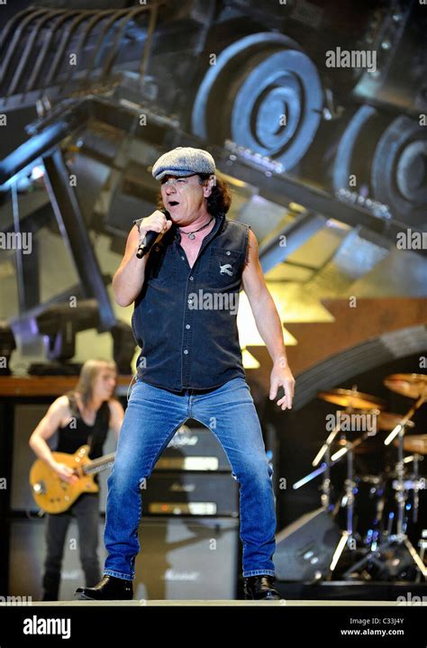 Brian Johnson Ac Dc Performing The Black Ice World Tour At Rogers