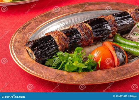 Kebab Tradicional De Beringela De Alimentos Na Turquia Imagem De Stock