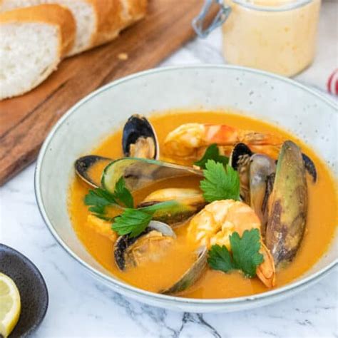 Classic bouillabaisse recipe (French fish soup) - A Tasty Kitchen