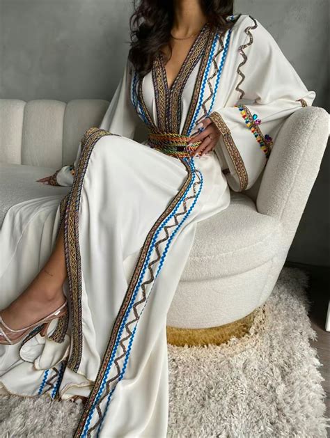 Pin By Hiba Ba On Dream Wardrobe In 2024 Moroccan Dress Moroccan Fashion Moroccan Clothing