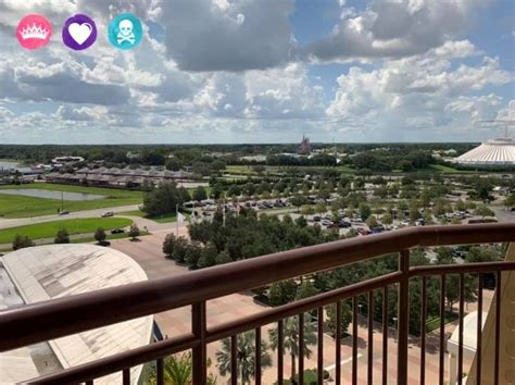 Theme Park View Room at Contemporary Resort - Disney World Contemporary ...