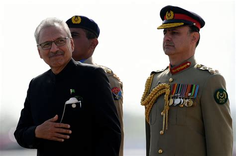 Pakistan President Alvi Calls For National Unity On 76th Independence