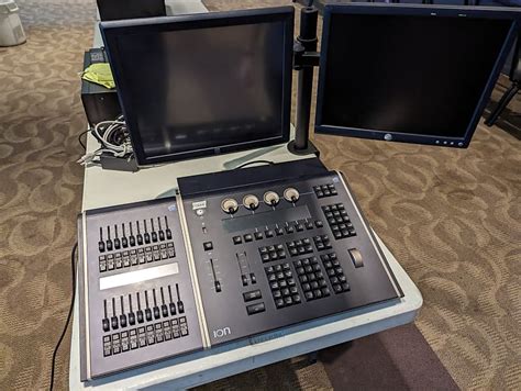 ETC Ion Classic DMX Lighting Console With Fader Wing And 2 Reverb