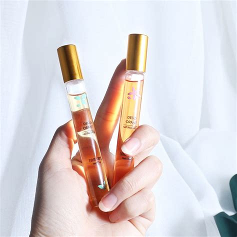 ♞reverse Paris Roll On Ball น้ำหอม Lady Long Lasting Light กลิ่นหอม