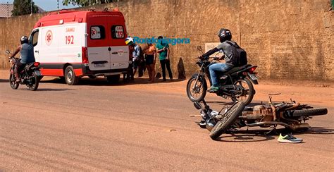 Motociclista Empina Moto Perde Controle Cai E Fica Em Estado