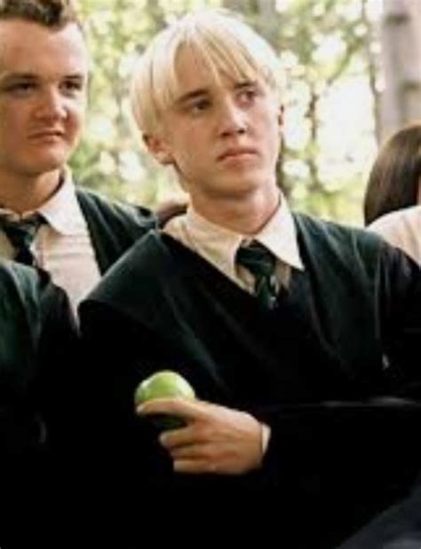 𝑳𝒆𝒕 𝒎𝒆 𝒃𝒆 𝒚𝒐𝒖𝒓𝒔 I Draco Malfoy Ff Kapitel 2 Wattpad