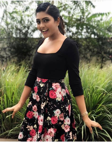 Eesha Rebba Pics Actress World Actress Hot Sweet Cute Traditional