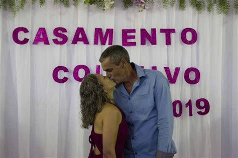 Primeiro Casamento Coletivo deste ano oficializa união de 29 casais