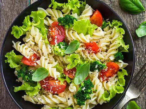 How To Make The Perfect Jimmy Buffett Pasta Salad For Your Next Beach