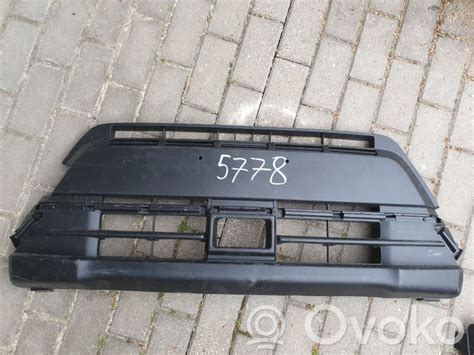 DAU1641 Suzuki Vitara LY Grille inférieure de pare chocs avant