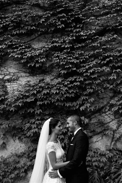 Romantic Ravello Wedding at Villa Eva - Junebug Weddings