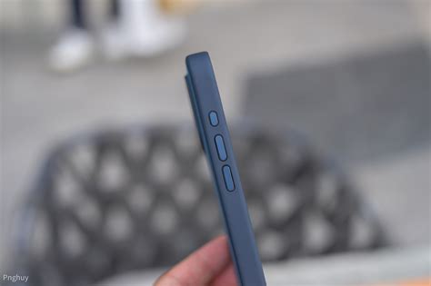 Trên Tay ốp Apple Fivewoven Dành Cho Iphone 15 Pro