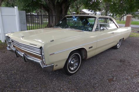 050318 1968 Plymouth Fury III 1 Barn Finds