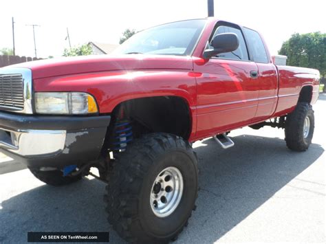 1999 Dodge Ram 1500 Sport Extended Cab Pickup 4 Door 5 2l 4x4