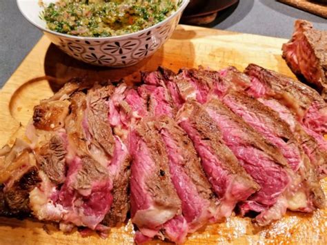 Côte de bœuf à la plancha sauce argentine Chimichurri Recette par