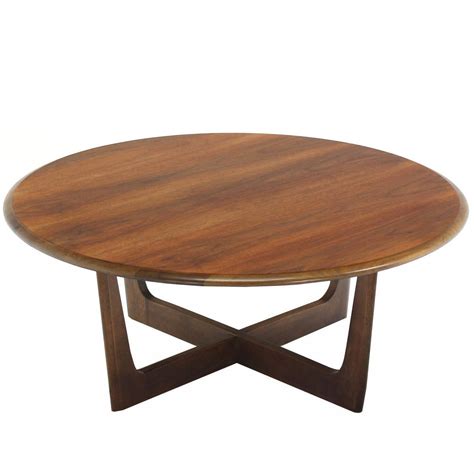 Walnut X Base Round Coffee Table At 1stdibs Walnut Round Coffee Table